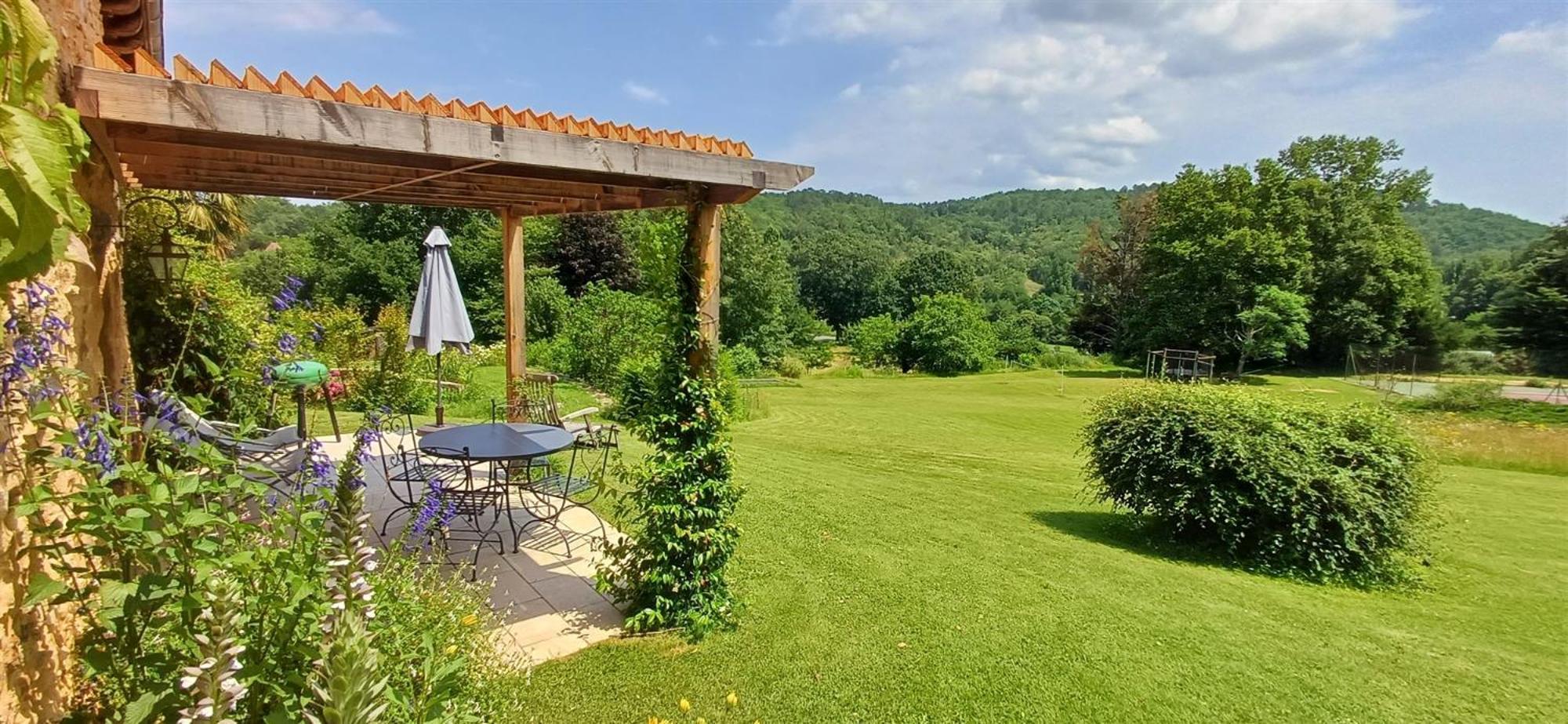 Domaine De Cournet Haut, A 17Th Century Property Set On A Calm, Idyllic Domain With Pool, Tennis, Bikes And More Les Vauries 外观 照片