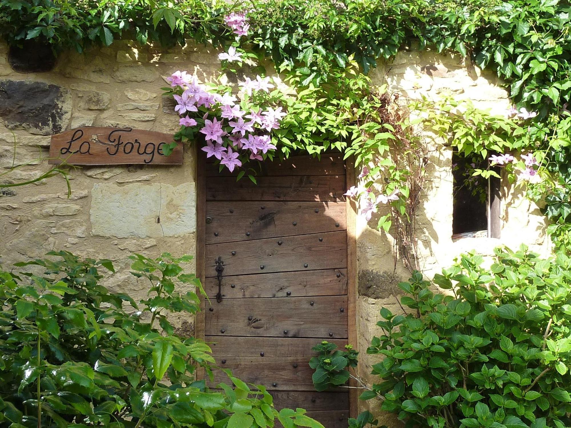 Domaine De Cournet Haut, A 17Th Century Property Set On A Calm, Idyllic Domain With Pool, Tennis, Bikes And More Les Vauries 外观 照片