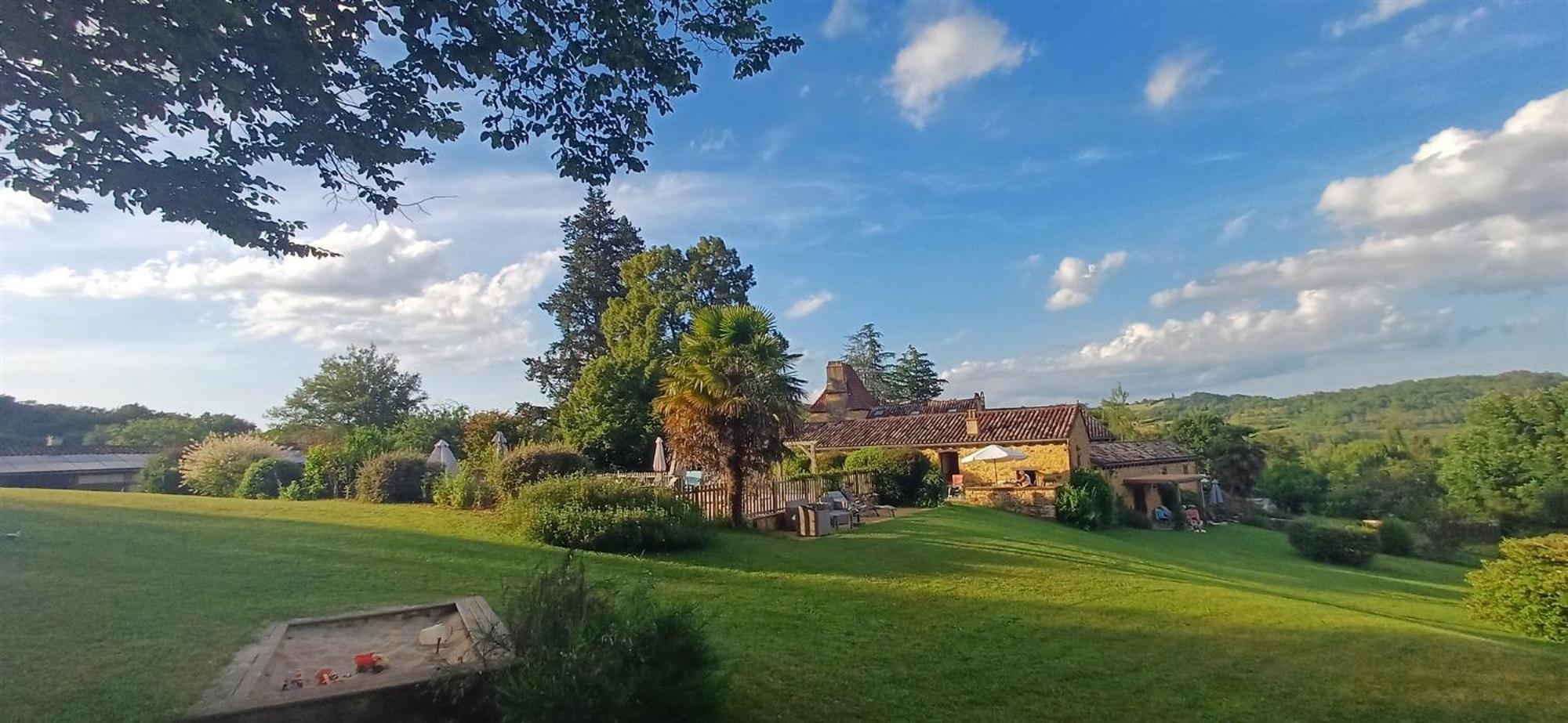 Domaine De Cournet Haut, A 17Th Century Property Set On A Calm, Idyllic Domain With Pool, Tennis, Bikes And More Les Vauries 外观 照片